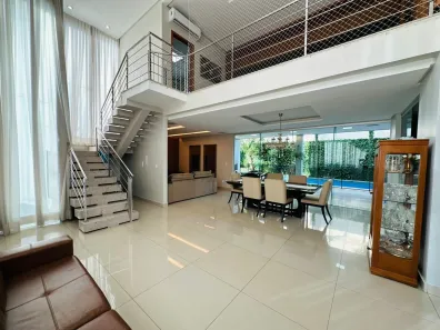 Casa de Condomínio com 3 Quartos à venda, 267m² no Condomínio do Lago 1ª Etapa, Goiânia