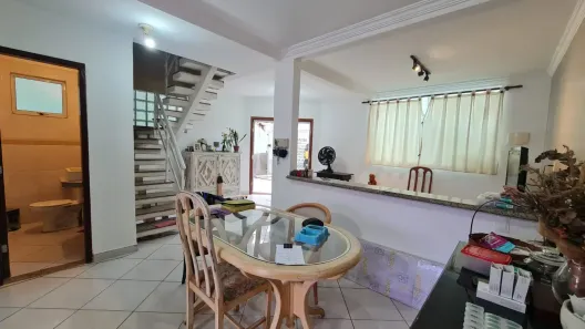 Casa de Condomínio com 5 Quartos à venda, 280m² no Vargem Grande, Rio de Janeiro