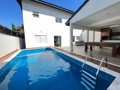Sobrado com 5 Quartos à venda, 200m² no Jardim Imperador, Peruíbe