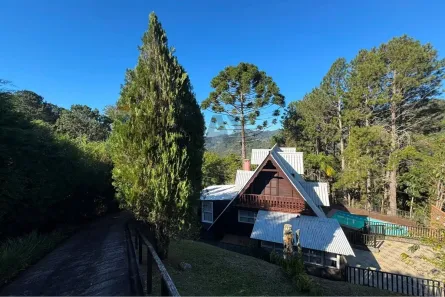 Casa de Condomínio com 4 Quartos à venda, 260m² no Mury, Nova Friburgo