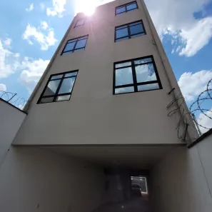 Prédio Comercial com 8 Quartos à venda, 280m² no Centro, Jundiaí