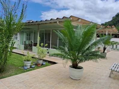 Casa com 4 Quartos à venda, 750m² no Jacuacanga, Angra dos Reis