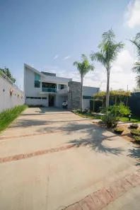 Sobrado com 5 Quartos à venda, 599m² no Jardim Alvorada, Maringá