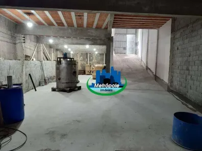 Ponto Comercial à venda, 300m² no Jardim do Triunfo, Guarulhos