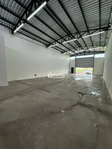 Ponto Comercial à venda, 230m² no Jardim Holanda, Uberlândia