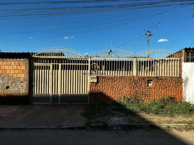 Casa com 2 Quartos à venda, 128m² no Del Lago II, Brasília
