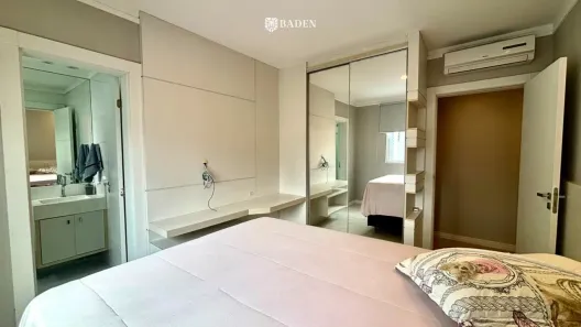 Apartamento com 3 Quartos para alugar, 134m² no Centro, Balneário Camboriú
