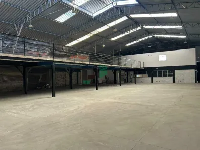 à venda, 1200m² no Ressaca, Contagem