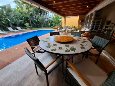 Casa de Condomínio com 3 Quartos à venda, 411m² no Palm Park, Holambra