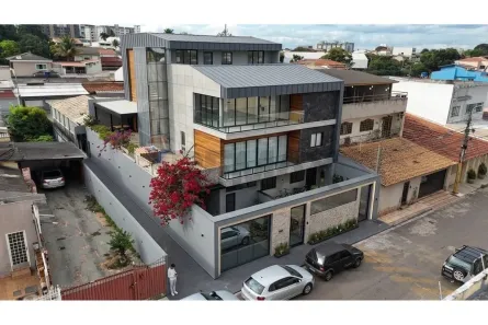 Casa com 5 Quartos à venda, 540m² no Guará II, Brasília