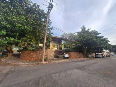 Casa com 2 Quartos à venda, 230m² no Jardim Emília, Sorocaba