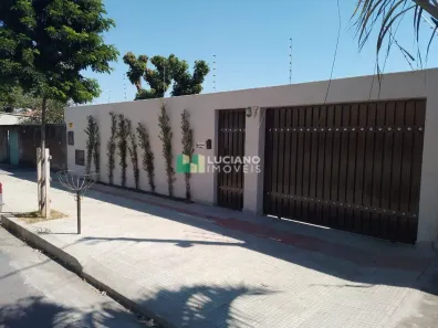 Casa com 3 Quartos para alugar, 360m² no Santa Branca, Belo Horizonte