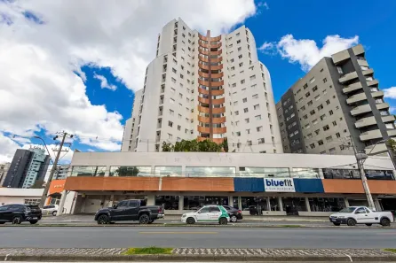 Apartamento com 2 Quartos à venda, 77m² no Portão, Curitiba