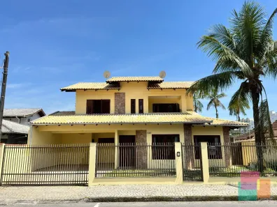 Casa com 5 Quartos à venda, 272m² no Saguaçu, Joinville