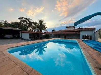 Casa com 3 Quartos à venda, 200m² no Quintas da Lagoa, Sarzedo