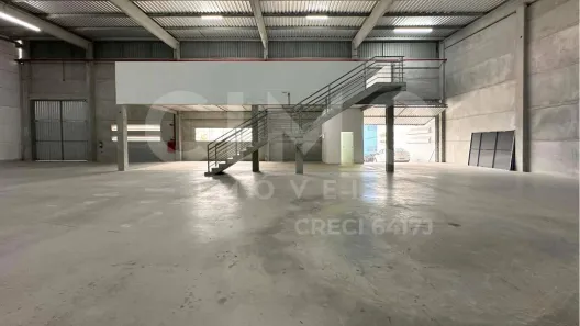 Galpão/Depósito/Armazém para alugar, 650m² no Santa Terezinha, Brusque
