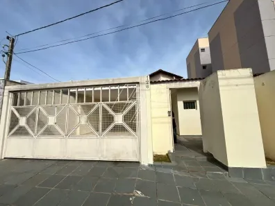 Casa com 2 Quartos para alugar, 150m² no Fragata, Marília