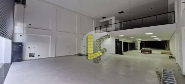 Ponto Comercial para alugar, 600m² no Santo Antônio, São Caetano do Sul