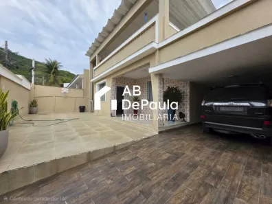 Casa com 3 Quartos à venda, 285m² no Jardim Sulacap, Rio de Janeiro