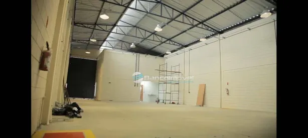 Galpão/Depósito/Armazém para alugar, 342m² no Parque da Figueira, Paulínia