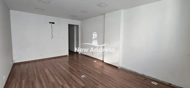 Sala Comercial à venda, 34m² no Praia da Costa, Vila Velha