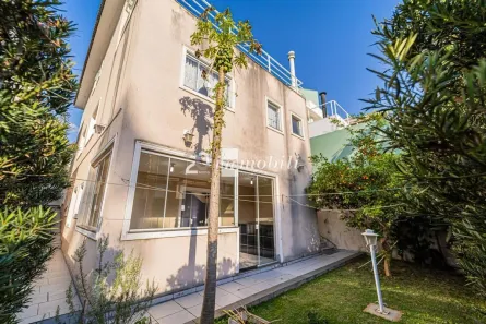 Casa de Condomínio com 3 Quartos à venda, 264m² no Jardim Sabiá, Cotia