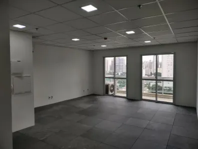 Sala Comercial para venda ou aluguel, 50m² no Pinheiros, São Paulo