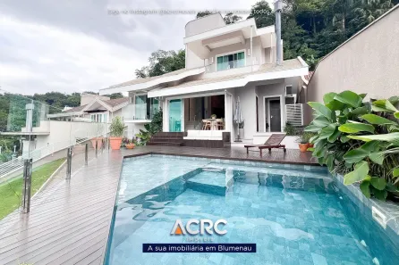 Casa com 3 Quartos à venda, 258m² no Itoupava Seca, Blumenau