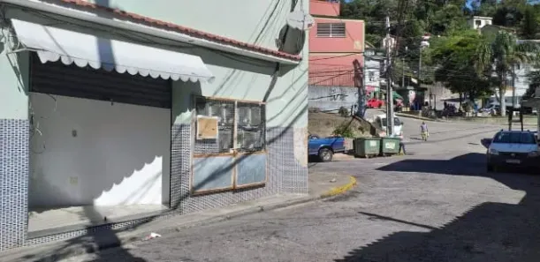 Ponto Comercial para alugar, 30m² no São Sebastião, Petrópolis
