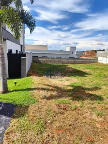 Lote/Terreno à venda, 389m² no Setor Laguna Parque, Trindade
