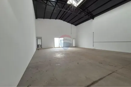 Galpão/Depósito/Armazém para alugar, 320m² no Vila São Judas Thadeu, Botucatu