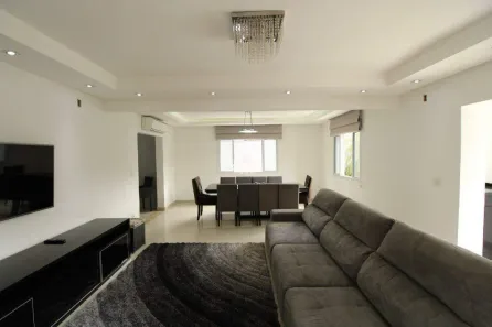 Sobrado com 4 Quartos à venda, 237m² no José Menino, Santos