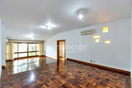 Sala Comercial com 3 Quartos para alugar, 361m² no Três Figueiras, Porto Alegre