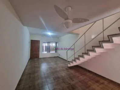 Sobrado com 2 Quartos para alugar, 80m² no Vila Brasílio Machado, São Paulo