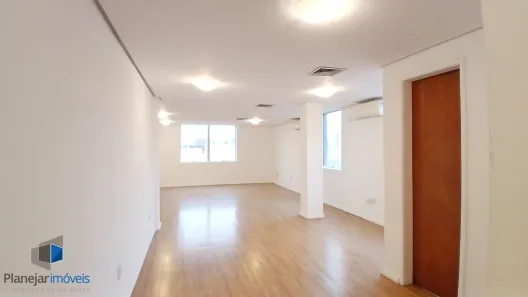 Sala Comercial com 1 Quarto para alugar, 70m² no Santa Cecília, Porto Alegre