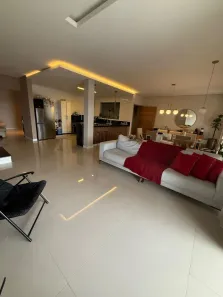 Sobrado com 4 Quartos à venda, 250m² no Jardim República, São José dos Campos