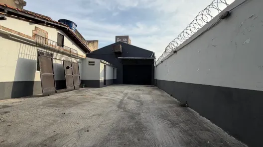 Galpão/Depósito/Armazém com 7 Quartos à venda, 652m² no Engenho de Dentro, Rio de Janeiro