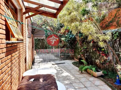 Sobrado com 4 Quartos à venda, 288m² no Vila Madalena, São Paulo