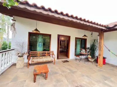 Casa com 4 Quartos à venda, 362m² no Chácaras Cataguá, Taubaté
