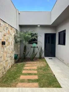 Casa com 3 Quartos à venda, 139m² no São João, Anápolis
