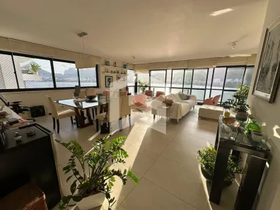 Casa com 3 Quartos à venda, 210m² no Lagoa, Rio de Janeiro