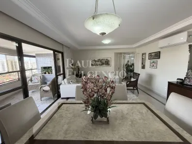 Apartamento com 3 Quartos à venda, 150m² no Vitória, Londrina