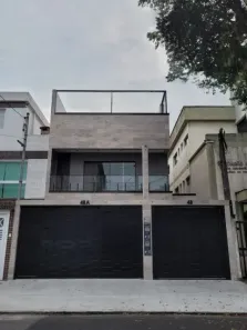 Sobrado com 4 Quartos à venda, 290m² no Boqueirão, Santos