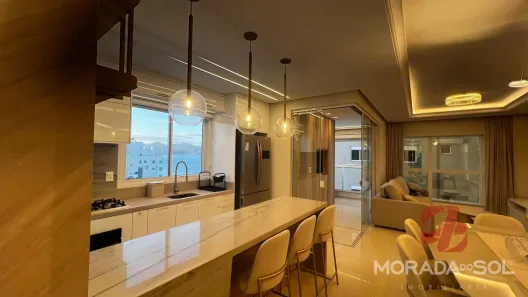 Apartamento com 3 Quartos para alugar, 124m² no Meia Praia, Itapema