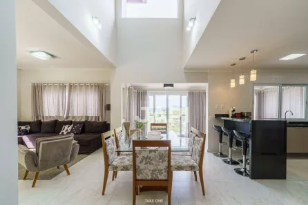 Casa de Condomínio com 3 Quartos à venda, 215m² no Serra dos Lagos (Jordanésia), Cajamar