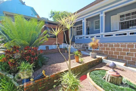Casa com 3 Quartos à venda, 181m² no Espírito Santo, Porto Alegre