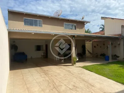 Casa com 5 Quartos à venda, 360m² no Centro, Caldas Novas