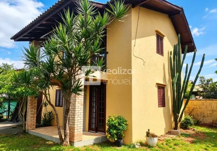 Casa com 2 Quartos para alugar, 140m² no Campeche, Florianópolis