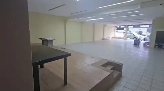 Sala Comercial para alugar, 300m² no Jardim Santo Antônio, Santo André