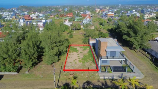 Lote/Terreno à venda, 300m² no Balneário Rosa do Mar, Passo de Torres